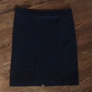 Black stretchy pencil skirt.